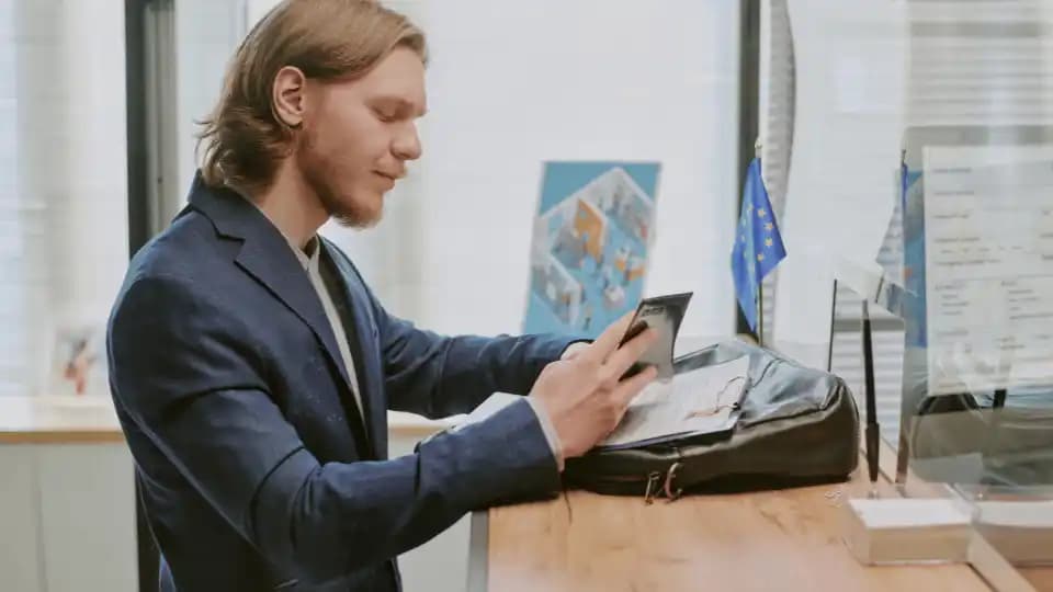 Who Qualifies for the EB-1 Visa? Myths vs Reality (2025 Guide)