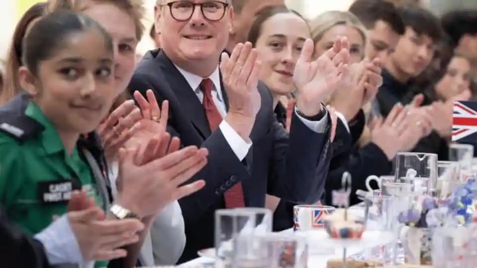 India and UK flags symbolizing trade partnership
