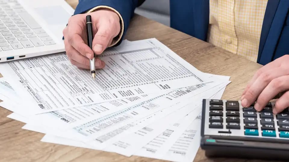 tax havens advantages and risks explained in 2025